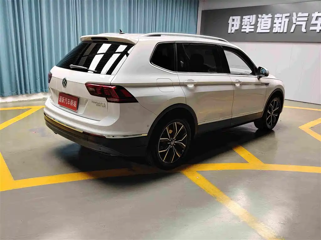 Volkswagen Tiguan L 2019 — фото 9