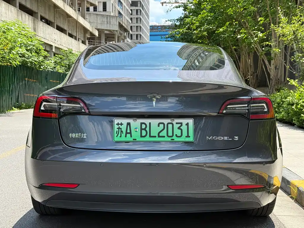 Tesla Model 3 2020 — фото 12