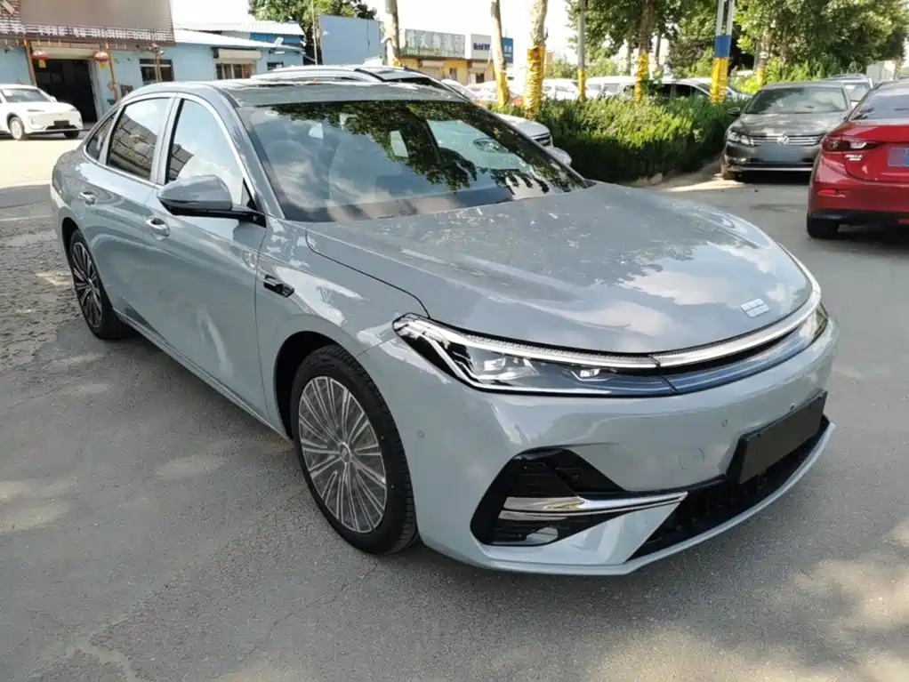Geely Galaxy A7 EM 2026 — фото 4