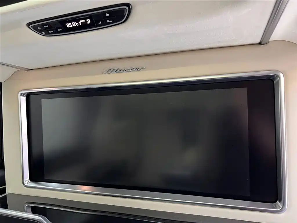 GAC Motor Trumpchi M8 2022 — фото 21