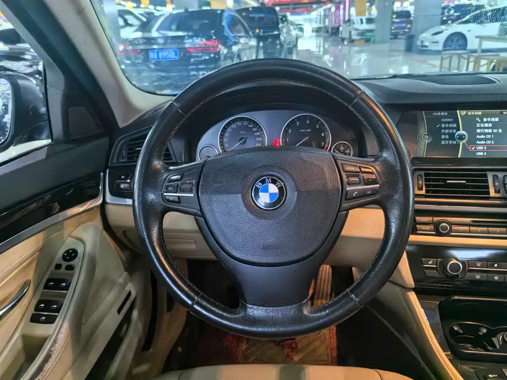 BMW 5 Series 2012