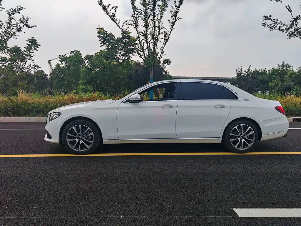 Mercedes-Benz E-Class 2020