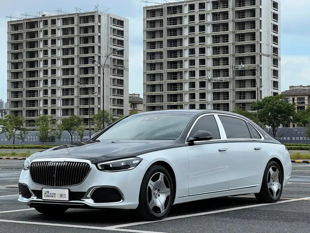 Mercedes-Benz S-Class 2025