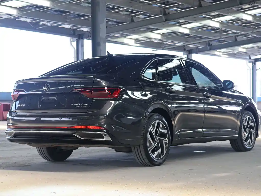 Volkswagen Sagitar 2022