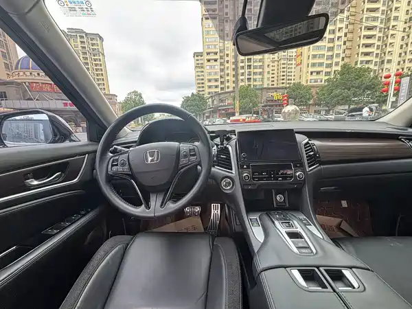 Honda Avancier 2017