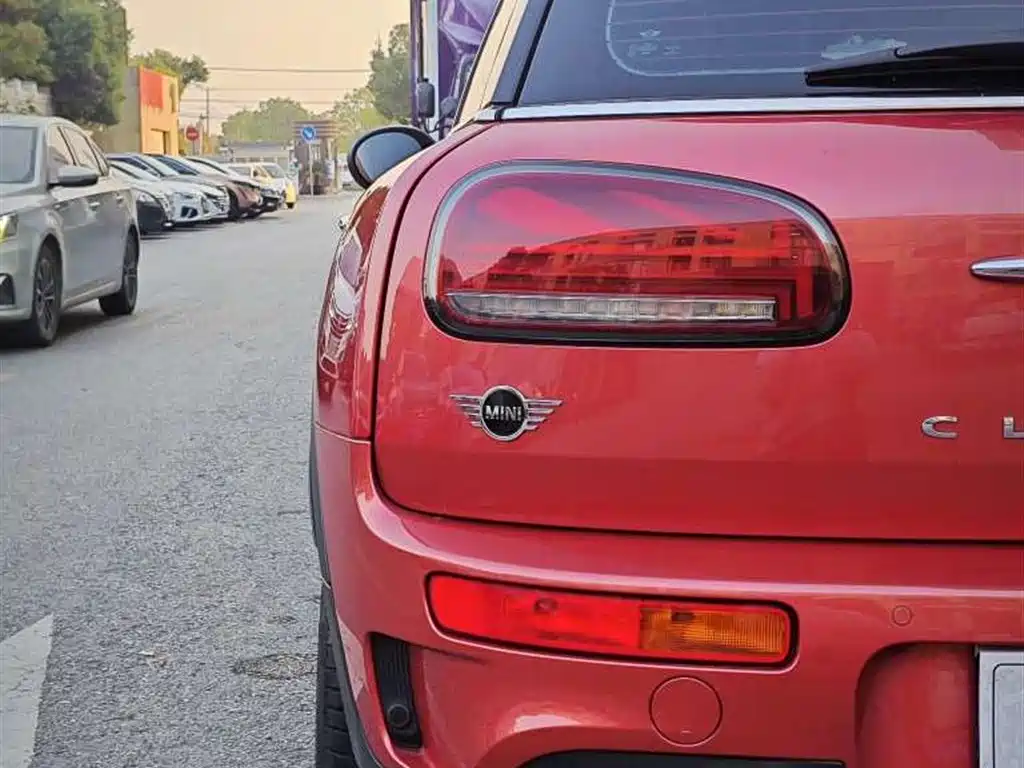 MINI Clubman 2021 — фото 10