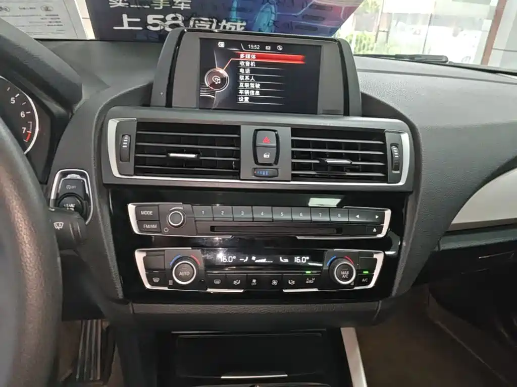 BMW 1 Series 2016 — фото 13