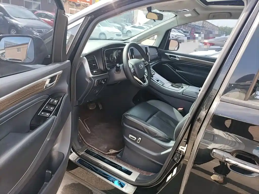 GAC Motor Trumpchi M8 2023 — фото 16