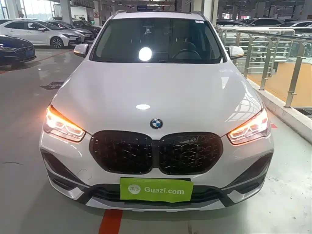 BMW X1 2020 — фото 3