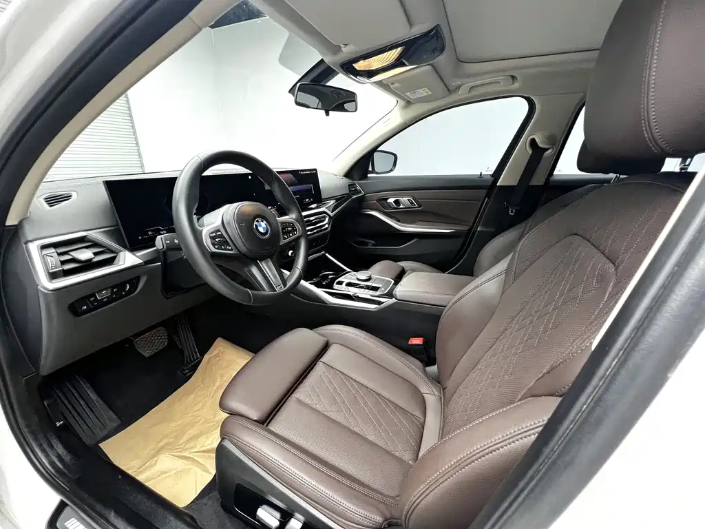 BMW 3 Series 2023