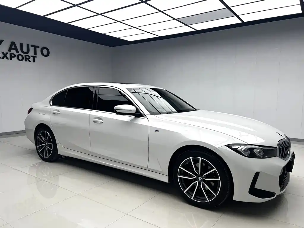 BMW 3 Series 2023