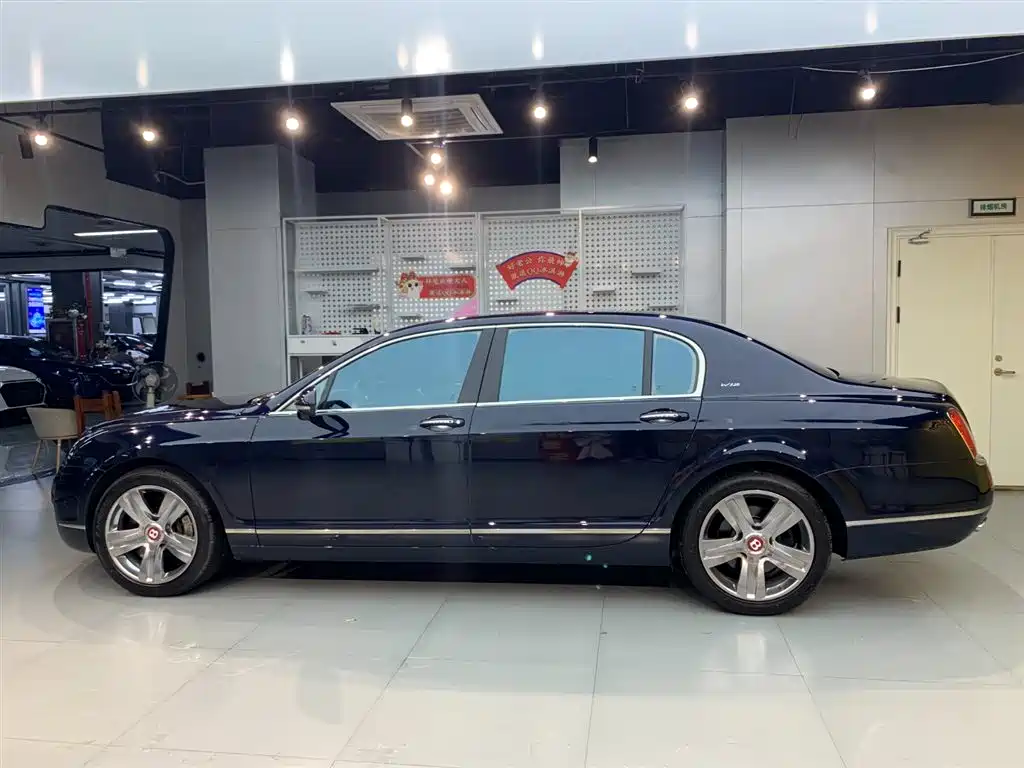 Bentley Flying Spur 2012 — фото 7