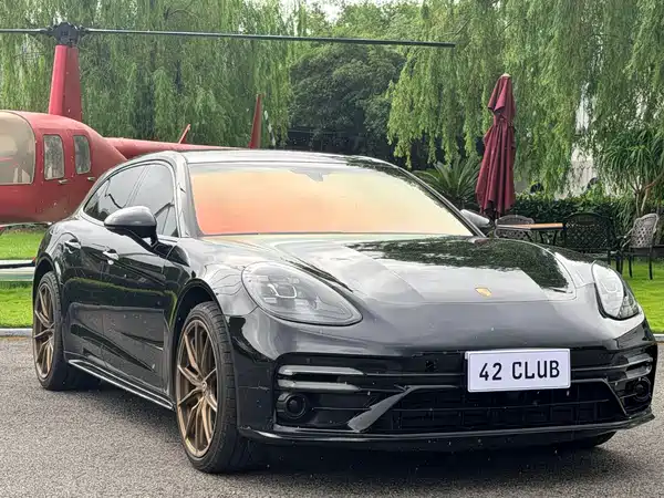 Porsche Panamera 2018