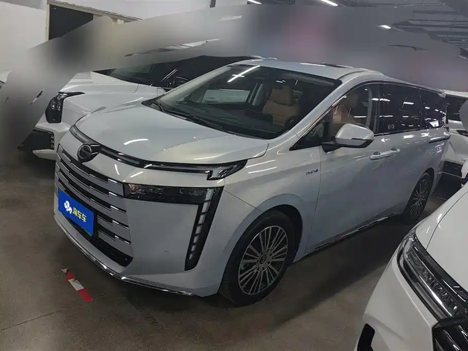 GAC Motor E8 PHEV 2024