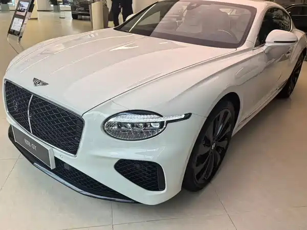 Bentley Continental Plug-In Hybrid 2026