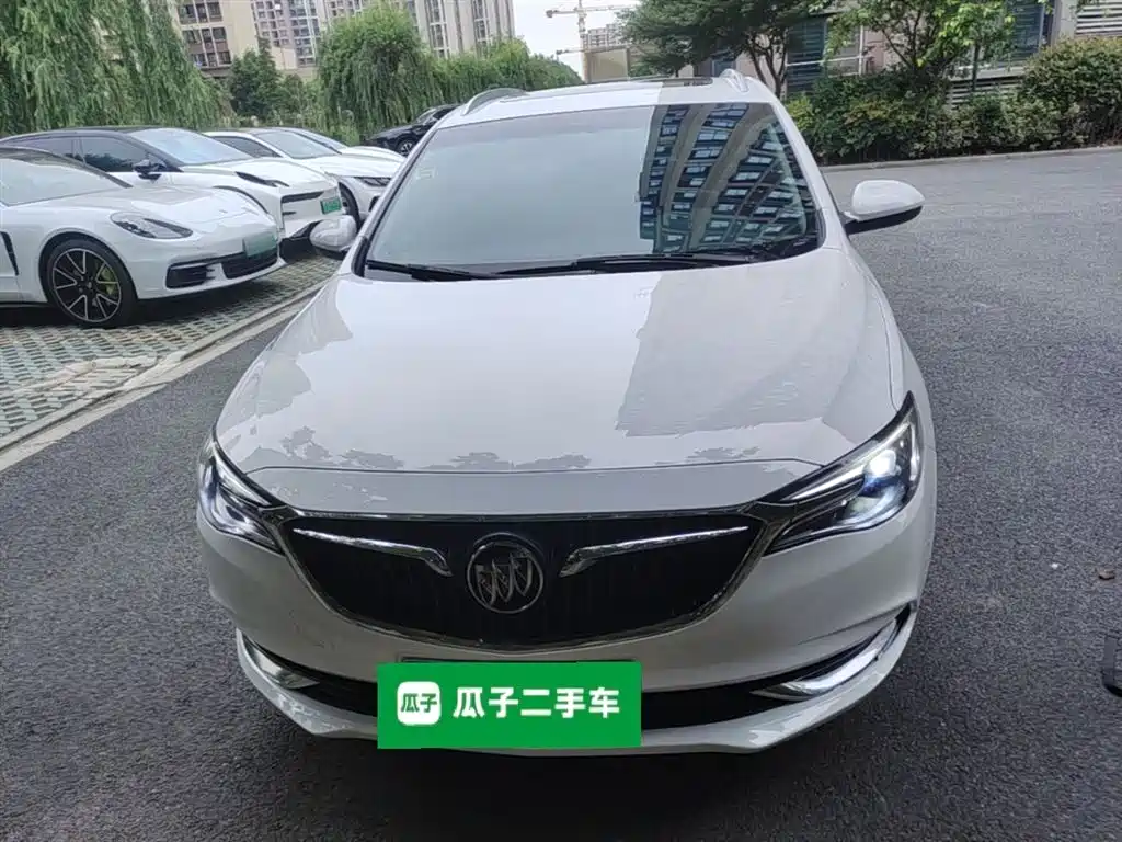 Buick Excelle 2018 — фото 3