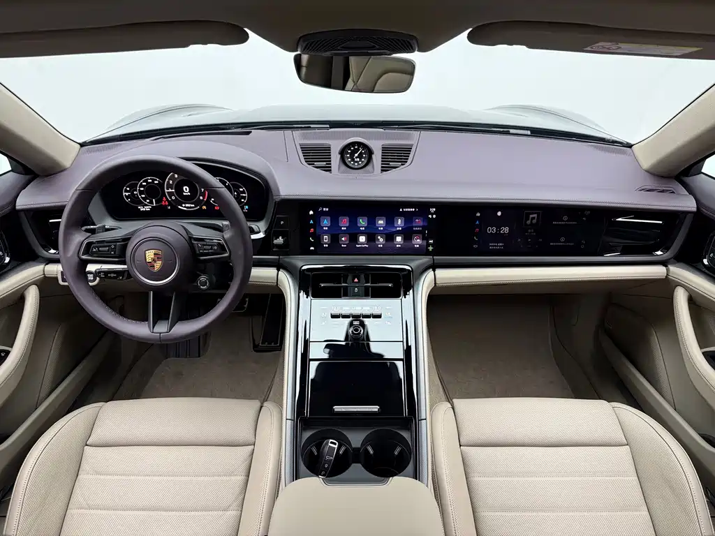 Porsche Panamera 2026 — фото 17