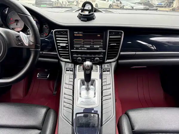Porsche Panamera 2014
