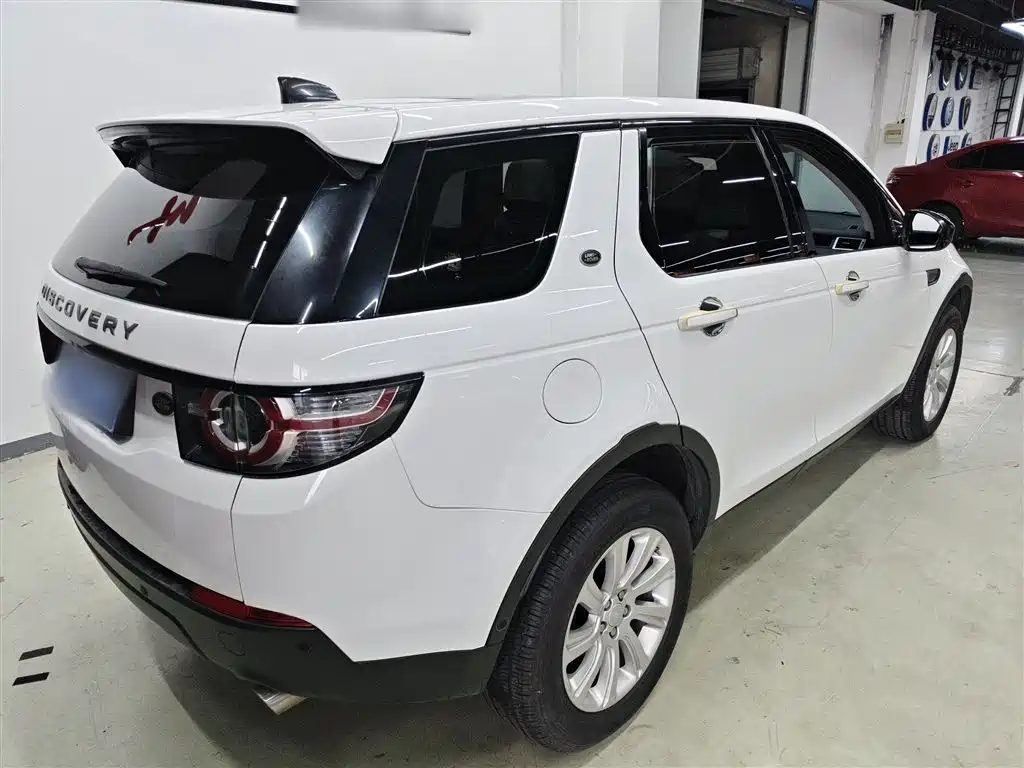 Land Rover Discovery Sport 2019 — фото 5