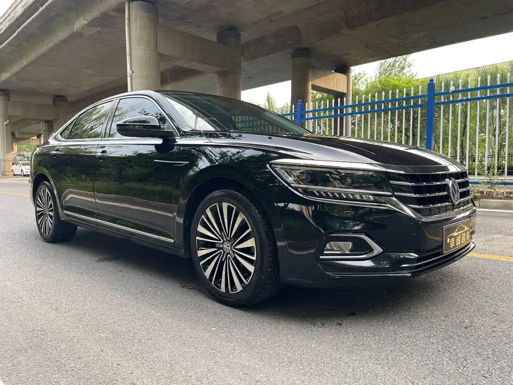 Volkswagen Passat 2019 — фото 3