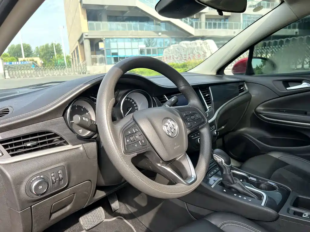 Buick Verano 2019 — фото 11