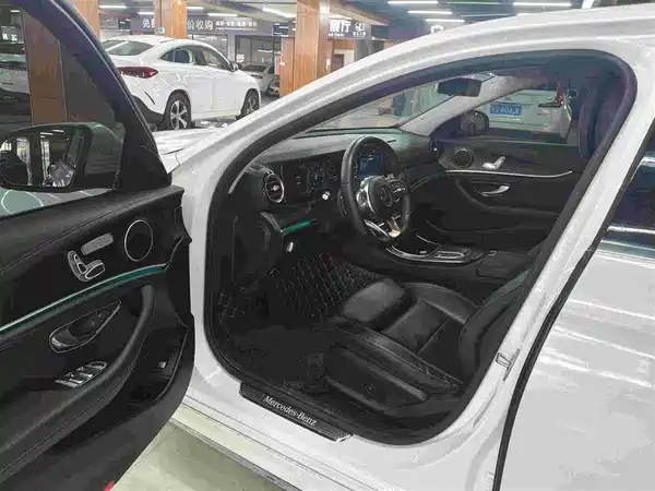 Mercedes-Benz E-Class 2019
