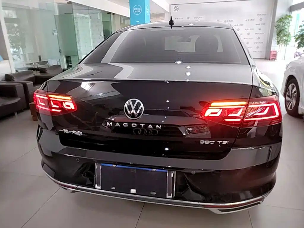 Volkswagen Magotan 2026