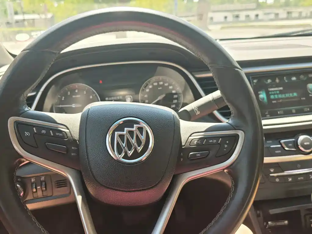 Buick Excelle 2018 — фото 12