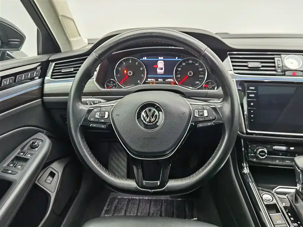 Volkswagen Phideon 2020 — фото 11