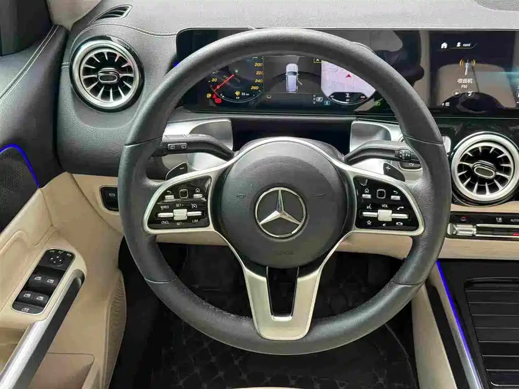Mercedes-Benz GLB 2022 — фото 6