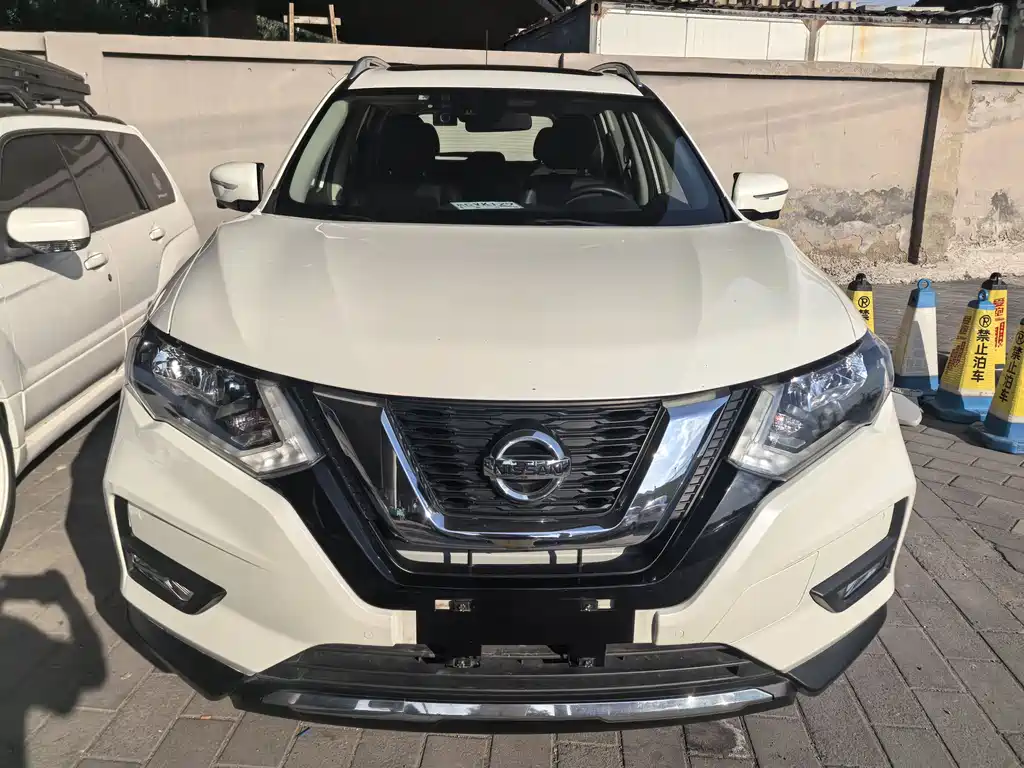 Nissan X-Trail 2017 — фото 2