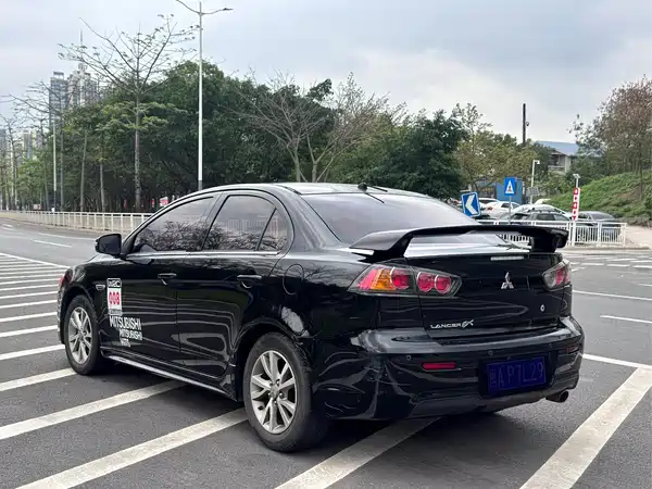Mitsubishi Lancer EX 2017