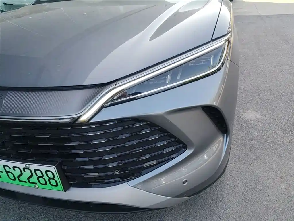 BYD L DM-i 2025 — фото 24
