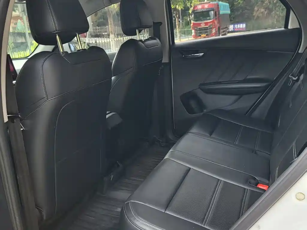 BYD e2 2022