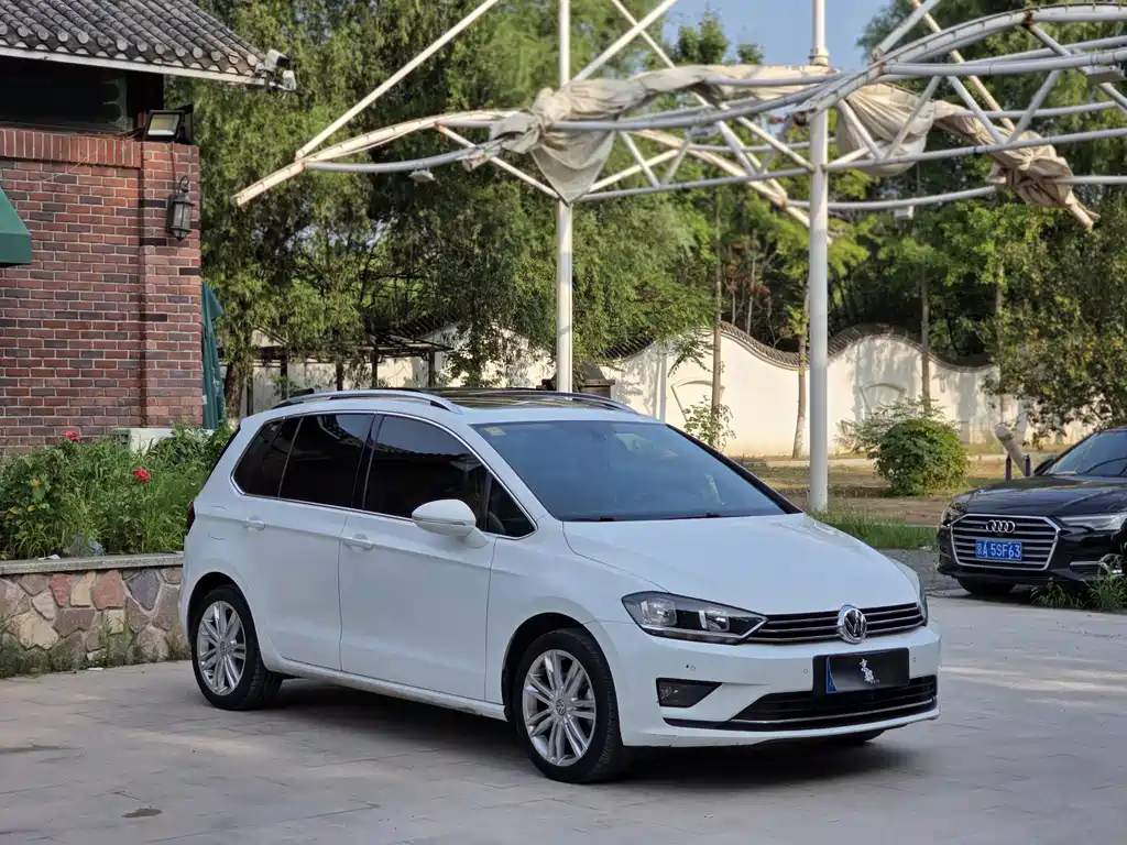 Volkswagen Golf Jialu 2018 — фото 3