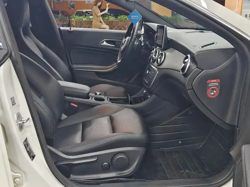 Mercedes-Benz CLA 2015 — фото 13