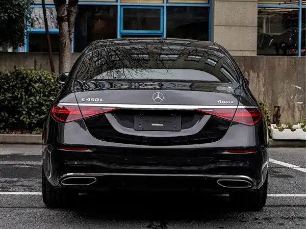 Mercedes-Benz S-Class 2023