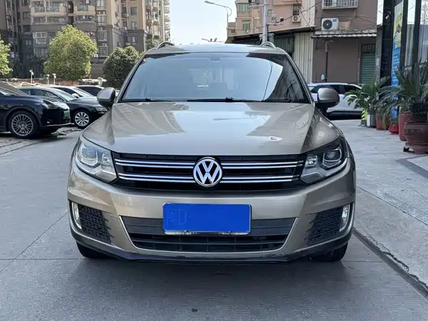 Volkswagen Tiguan 2015
