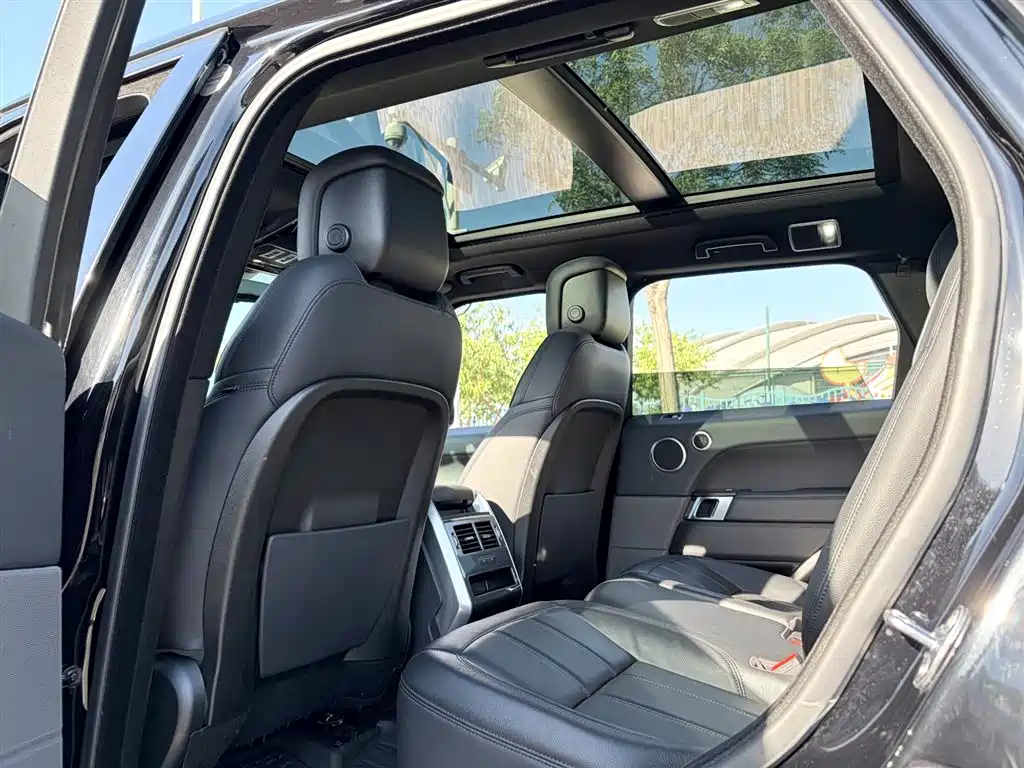 Land Rover Sport 2019