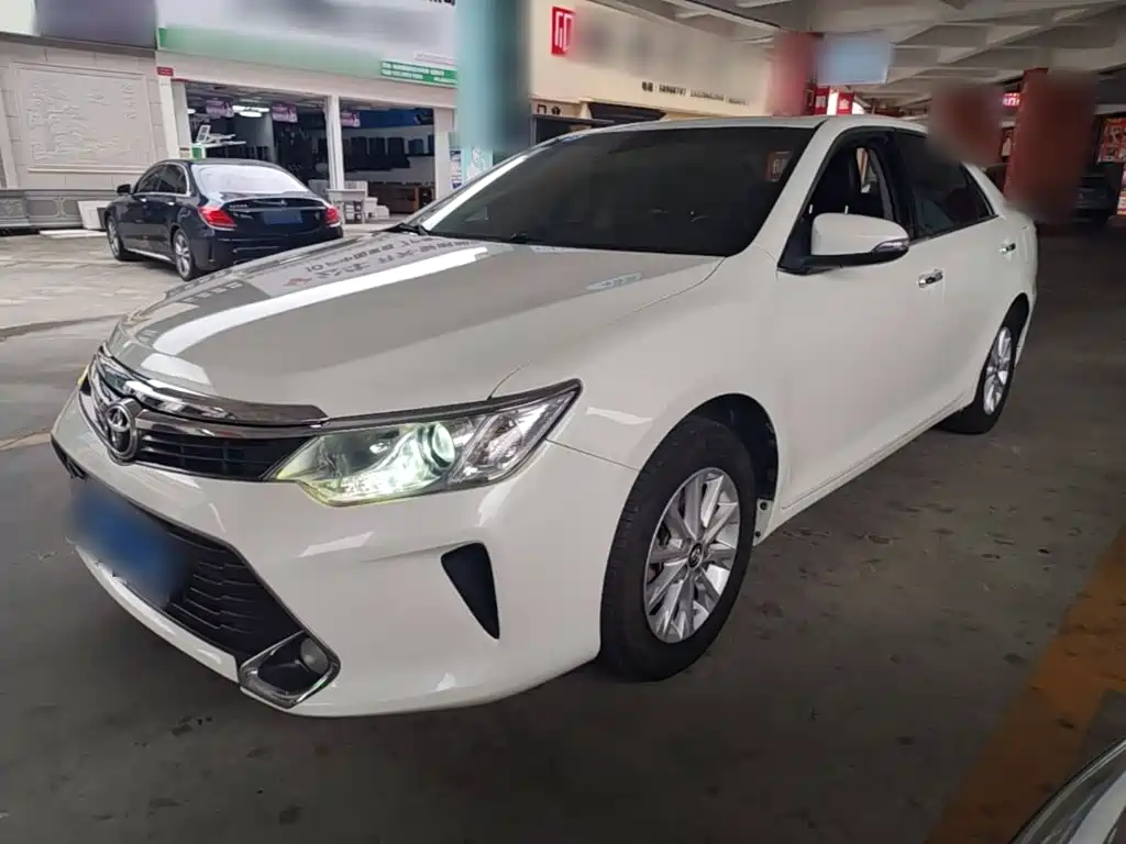 Toyota Camry 2017