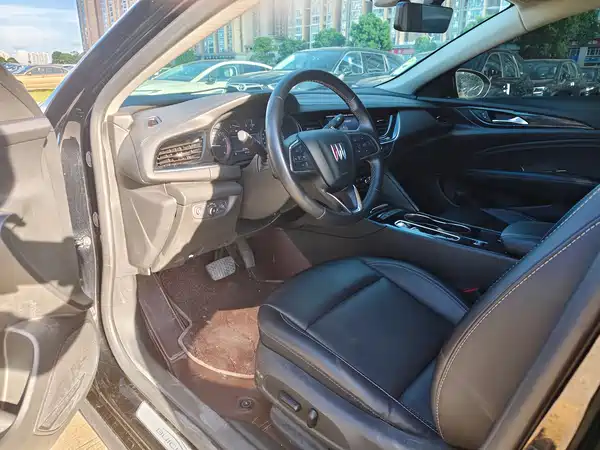 Buick Regal 2023