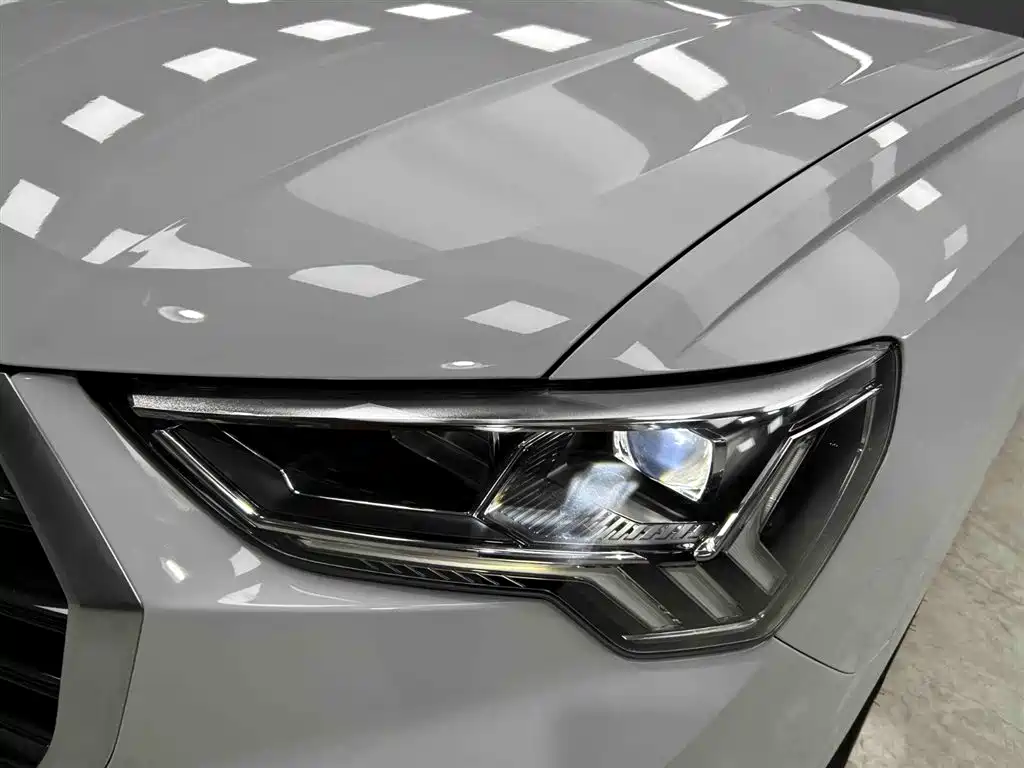 Audi Q3 2022 — фото 18