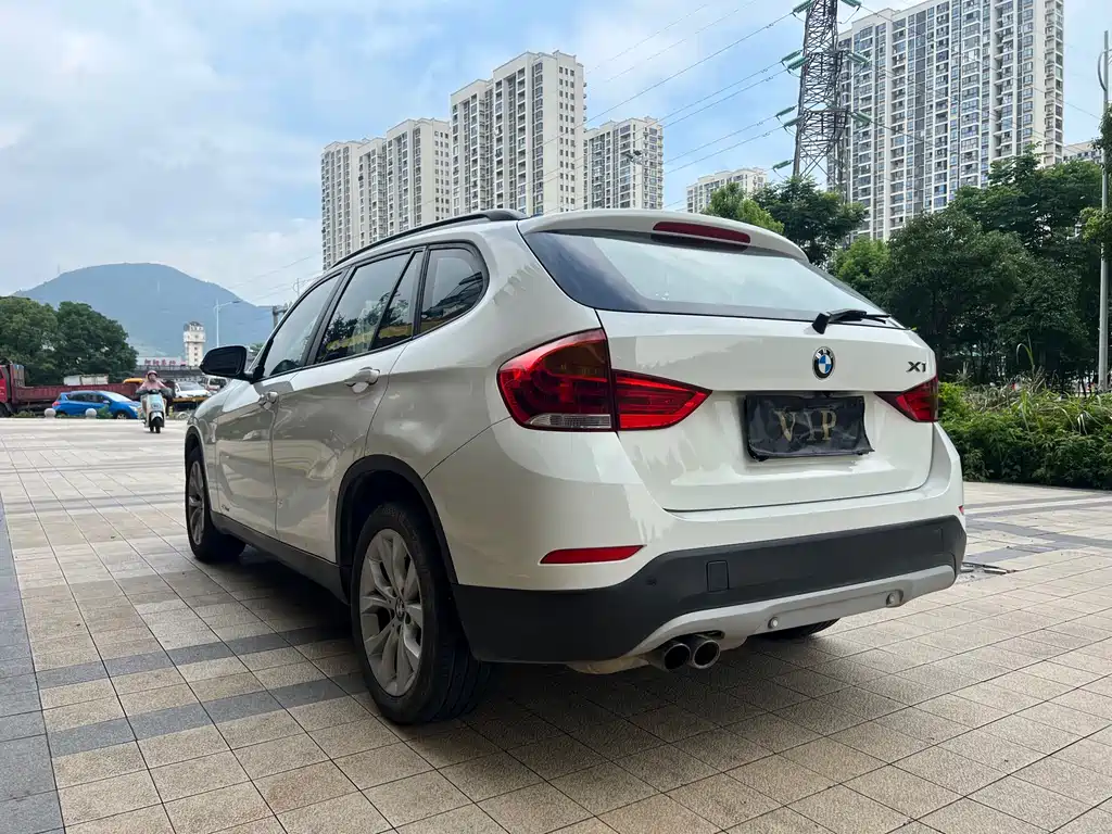 BMW X1 2015 — фото 17