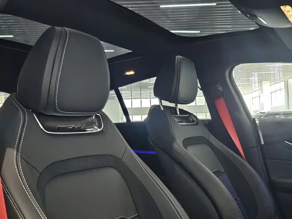 Mercedes-Benz AMG GT 2025 — фото 14