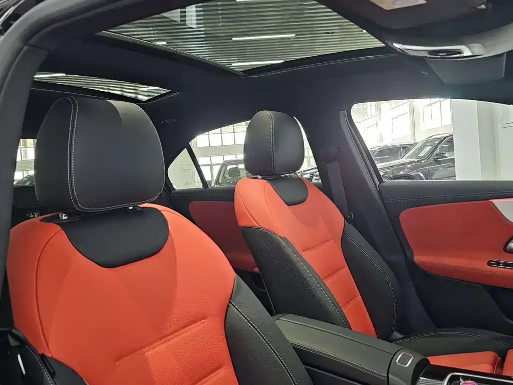 Mercedes-Benz A-Class AMG 2025 — фото 12