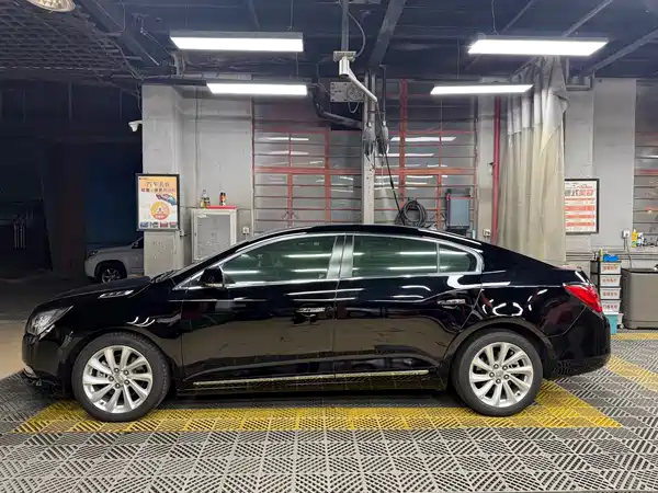 Buick LaCrosse 2013