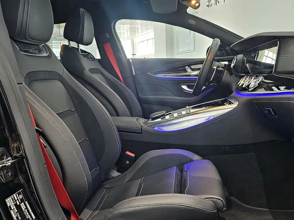 Mercedes-Benz AMG GT 2025 — фото 15