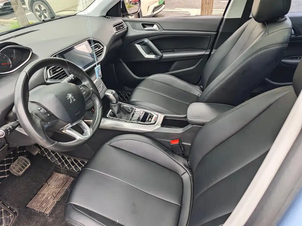 Peugeot 308S 2016