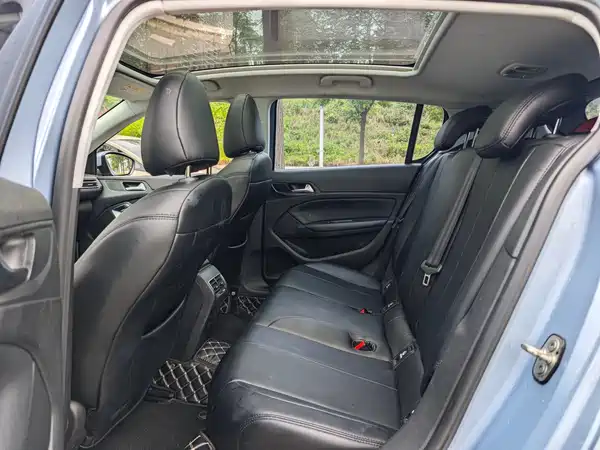 Peugeot 308S 2016