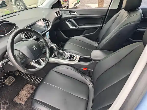 Peugeot 308S 2016
